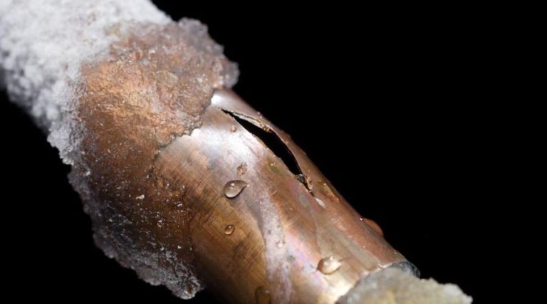 Top 5 Winter Plumbing Problems in Canada (And How to Avoid Them)
